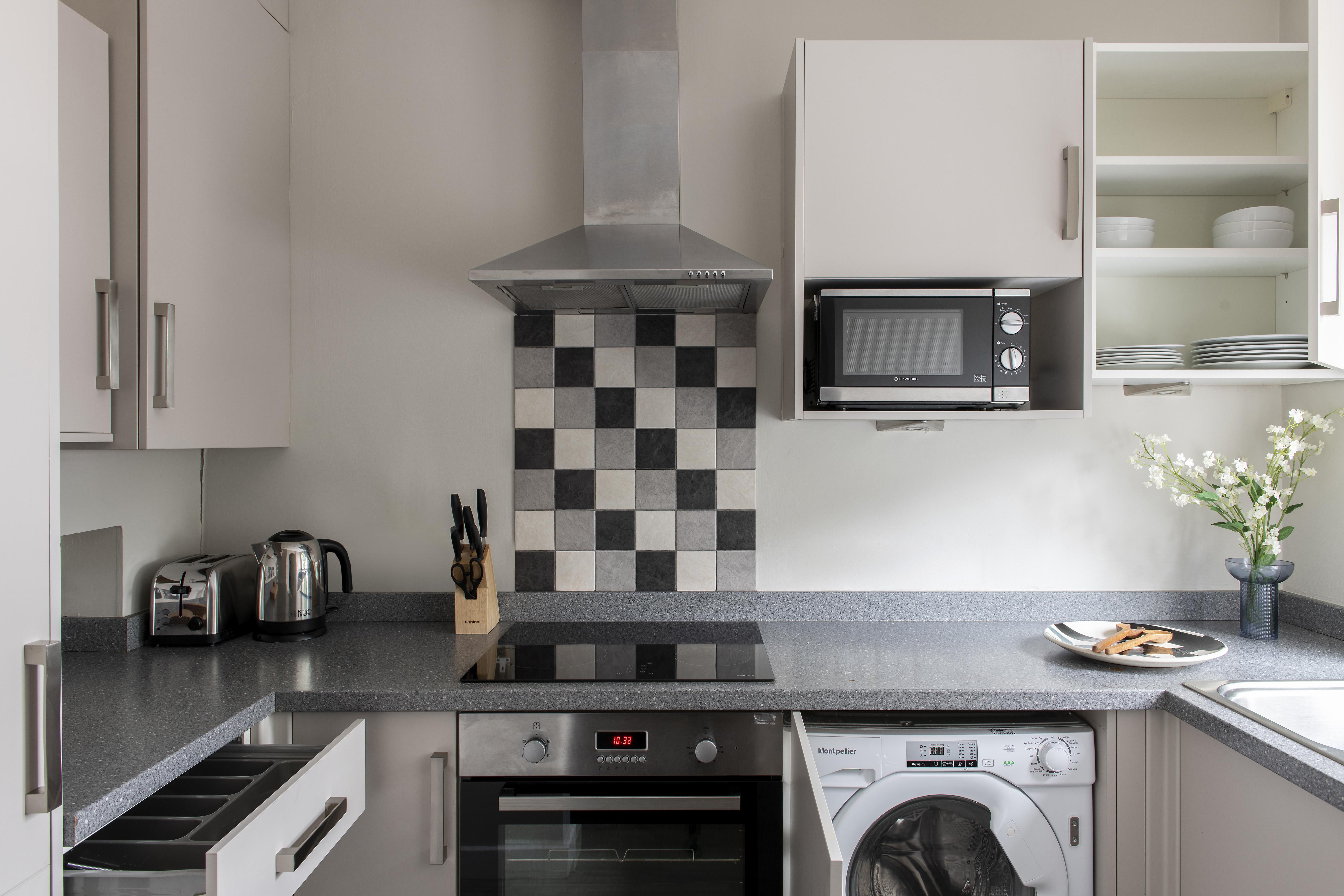 ซาโก้ เรดดิ้ง - คาสเซิล เครสเซนต์ Apartment ภายนอก รูปภาพ